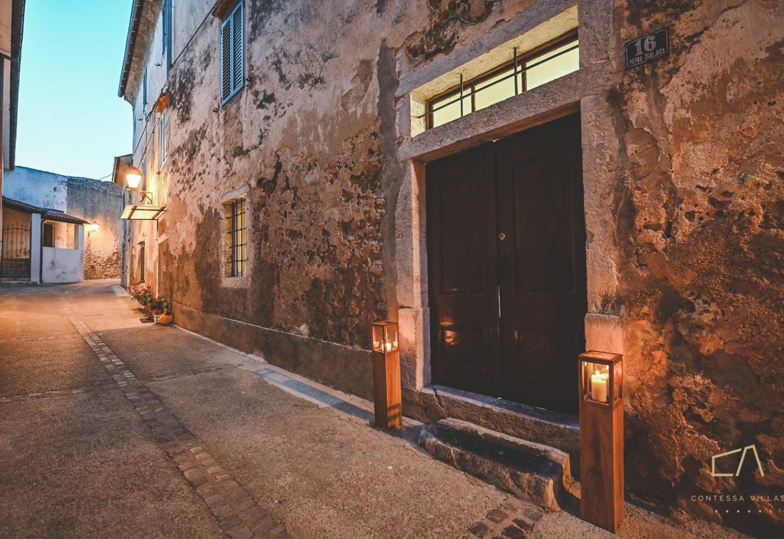 Galija Luxury Suites Krk Town Kültér fotó